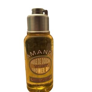 L'OCCITANE Amande Shower Oil with Gold Hue
